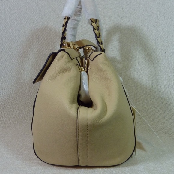 NEW Tory Burch Half-Moon Sand Dune Beige Leather Small Satchel/Crossbody Bag - Picture 4 of 13